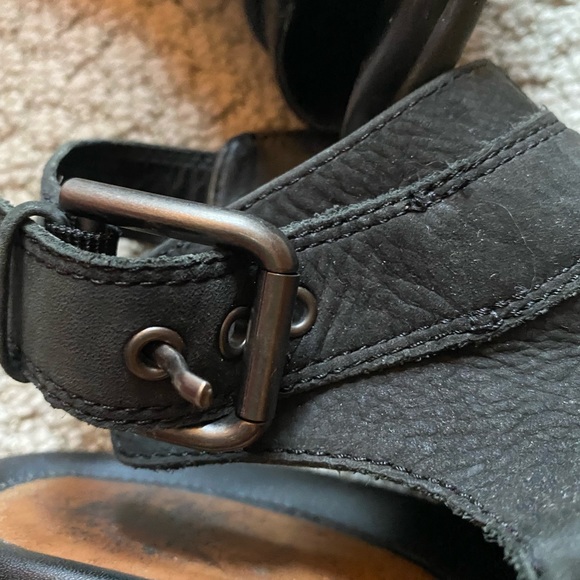 Earth wedge sandals leather size 8.5D Wide - Picture 6 of 7